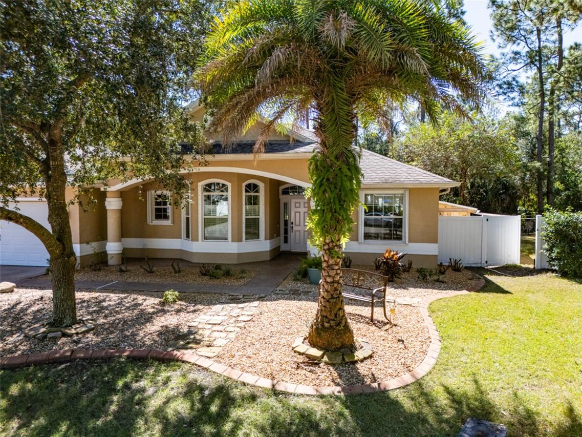 19 Seckel Ct., Palm Coast, FL 32137