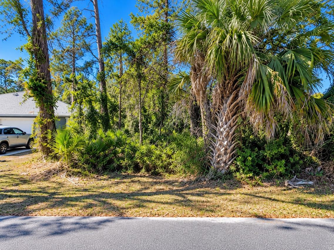 27 Ryker Ln., Palm Coast, FL 32164