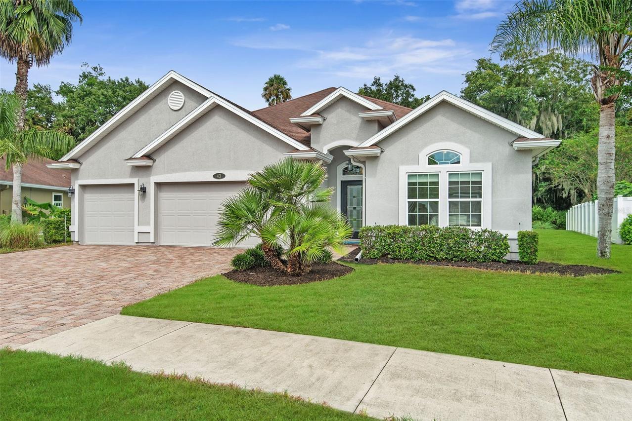 43 Auberry Dr., Palm Coast, FL 32137