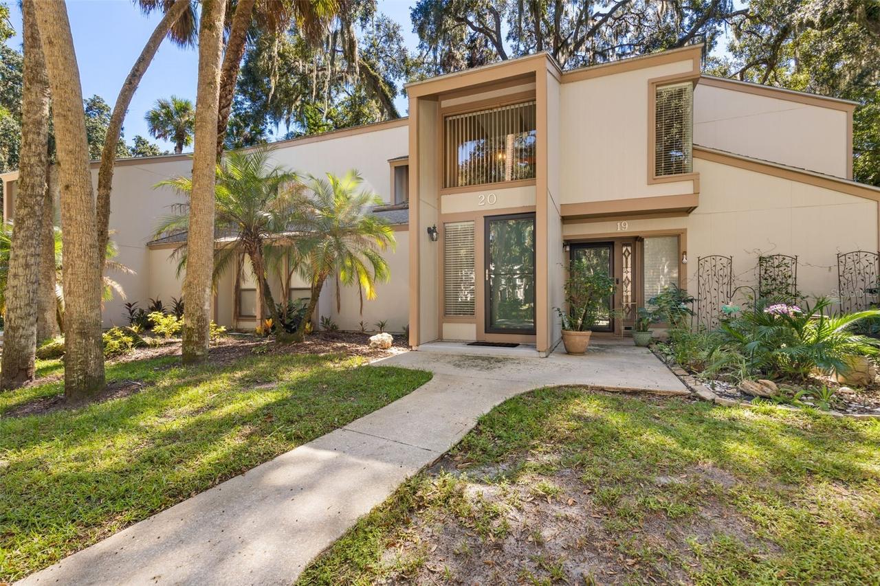 20 Mid Oaks Cir., Palm Coast, FL 32137