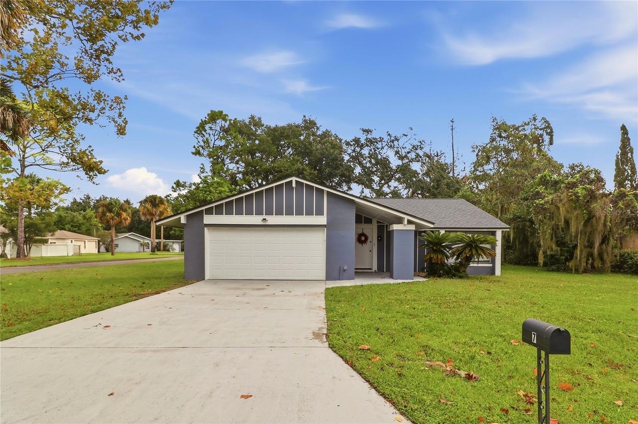 7 Carr Ln., Palm Coast, FL 32137