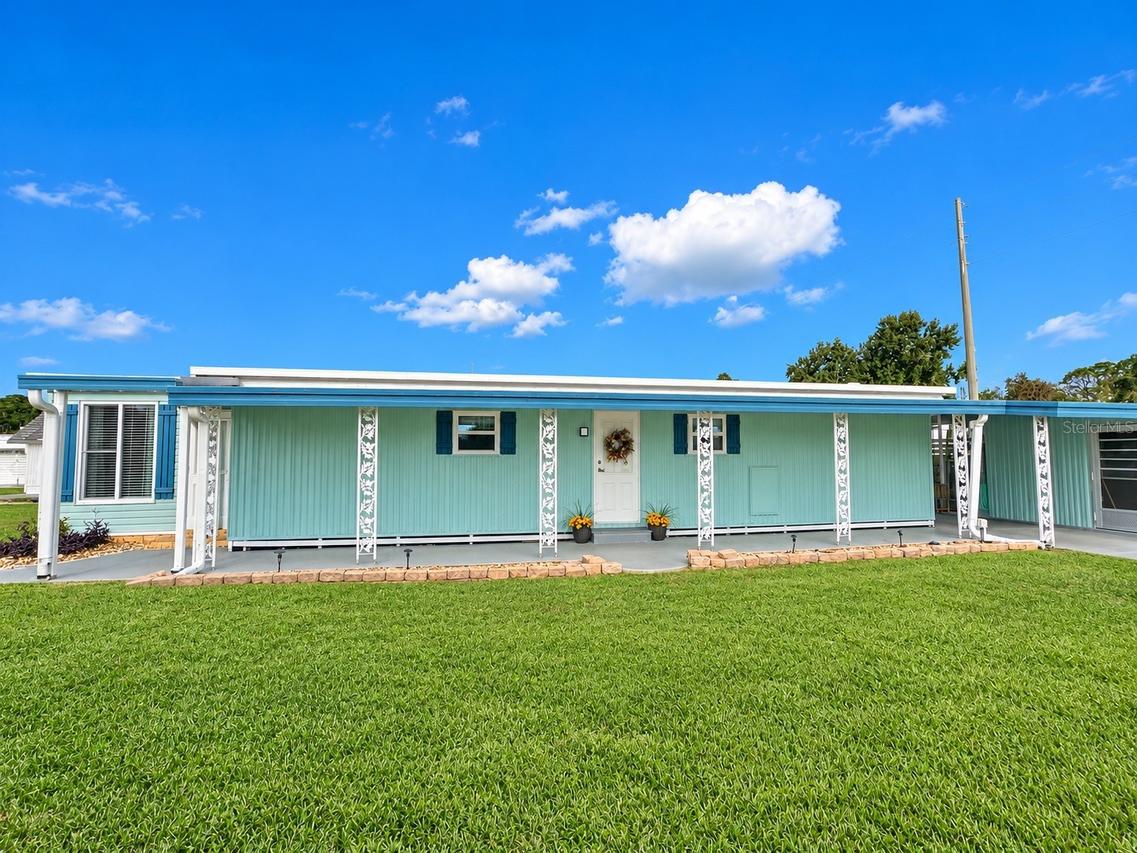 223 Rue De Paresse, Tavares, FL 32778