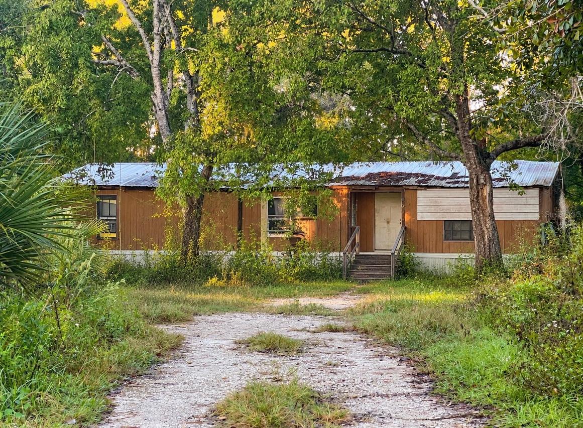 1696 Rosewood St., Bunnell, FL 32110