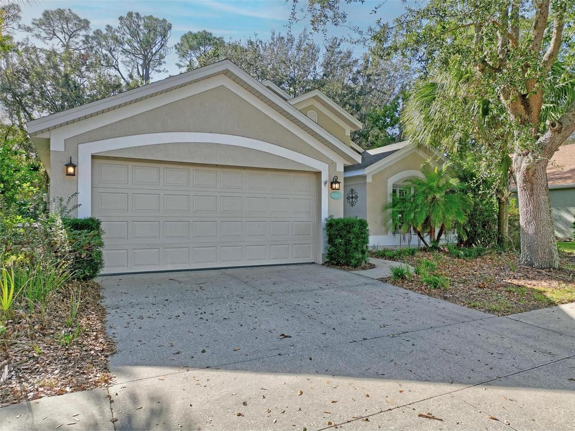 32 Shinnecock Dr., Palm Coast, FL 32137