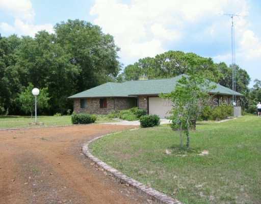 10601 SE 142nd, Ocklawaha, FL 34481