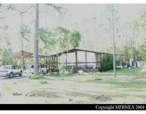 24342 Maxwell St., Astor, FL 32102