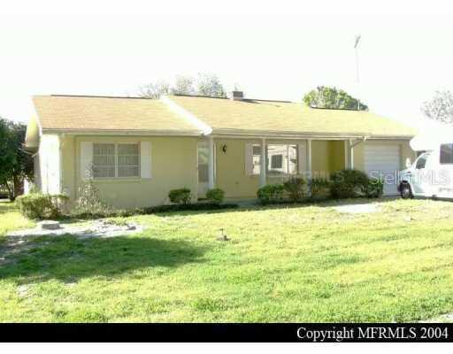 1631 Spring Garden Dr., Astor, FL 32102