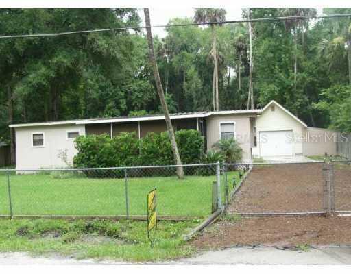 24213 River Rd., Astor, FL 32102
