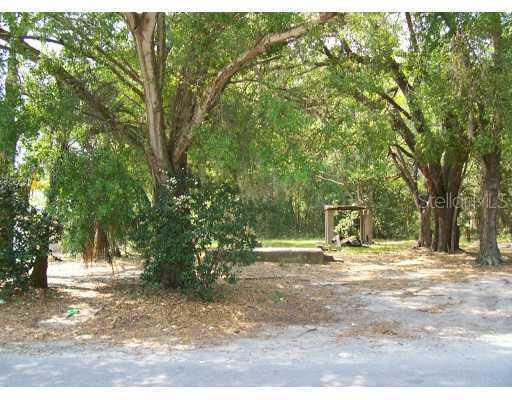 2205 Mispah St., Leesburg, FL 34748