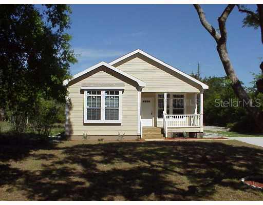904 Marion Dr., Mount Dora, FL 32757