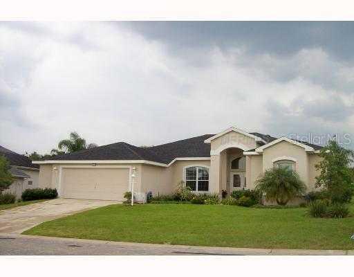 6098 Sailboat Ave., Tavares, FL 32778