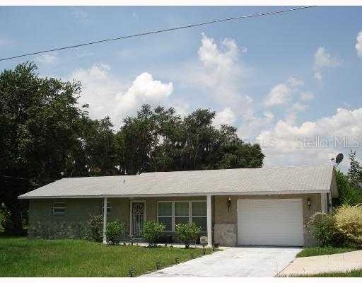 32521 Purdum Ave., Leesburg, FL 34788