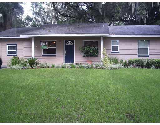 2333 Alice Ave., Eustis, FL 32726