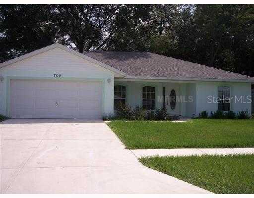 706 Crestview Cir., Wildwood, FL 34785