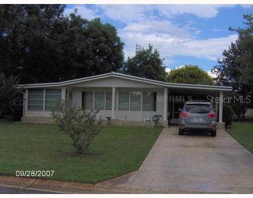 1244 Belmont Cir., Tavares, FL 32778