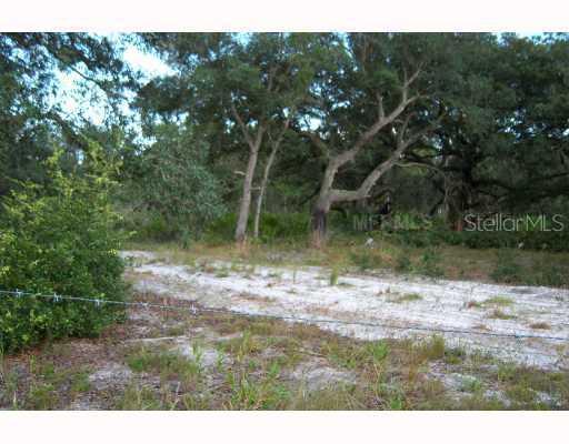 7537 Nw 22nd Dr, Wildwood, FL 33748