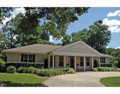2102 Dogwood Cir., Mount Dora, FL 32757