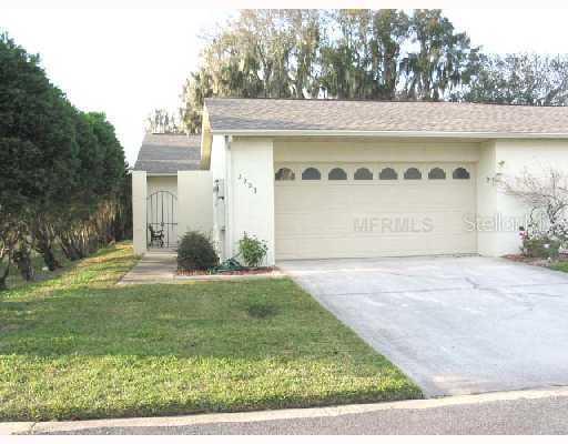 2223 Cypress Cove Dr. #1-C, Tavares, FL 32778