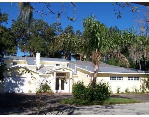 618 Banning Beach Rd., Tavares, FL 32778