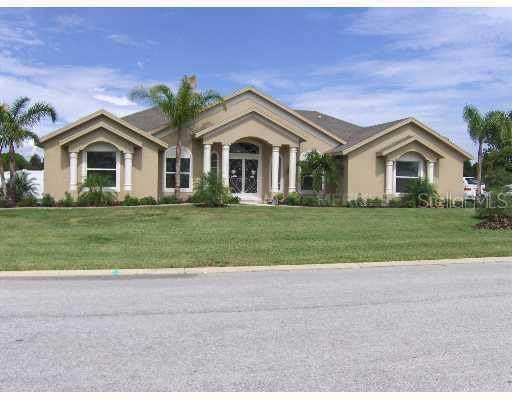 306 Waters Edge Dr., Leesburg, FL 34748