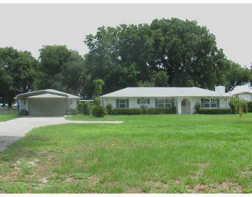 39048 Rose St., Umatilla, FL 32784