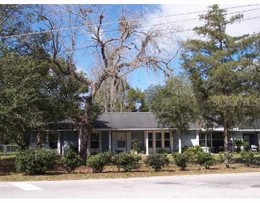 40701 W 2nd Ave., Umatilla, FL 32784