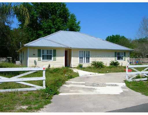 1591 Downing St., Groveland, FL 34736