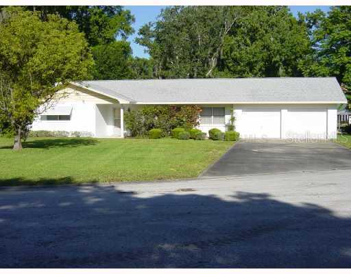 1609 Orange Ave., Tavares, FL 32778