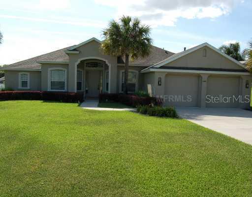 32313 Oak Bluff Dr., Sorrento, FL 32776