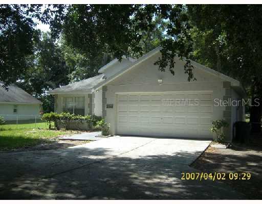 2348 South Ave., Leesburg, FL 34748