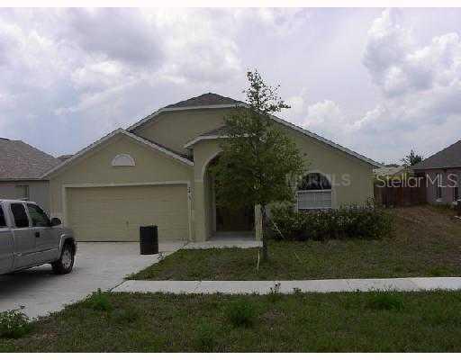 2437 Merry Rd., Tavares, FL 32778