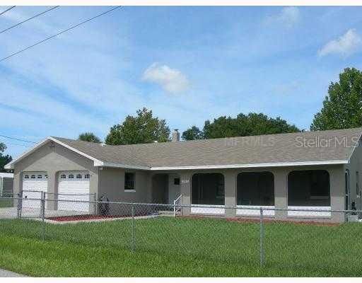 291 Tennessee Ave., Umatilla, FL 32784