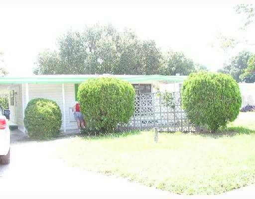 2741 Vindale Rd., Tavares, FL 32778