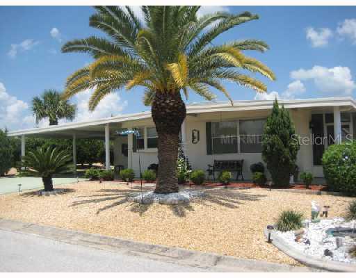 725 Seahawk Ln., Tavares, FL 32778