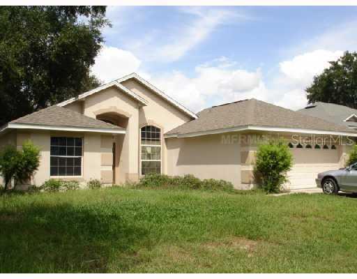 1990 Meadowside Dr., Eustis, FL 32726