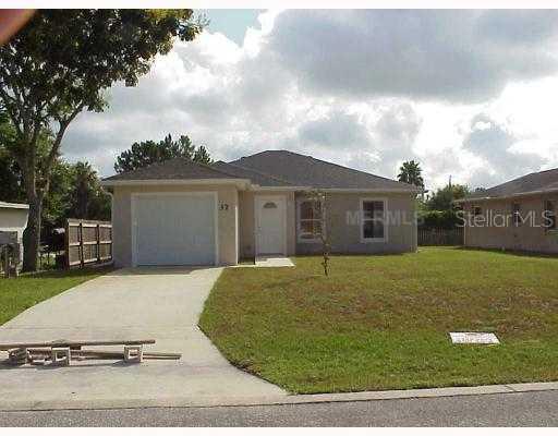 37 Bonaire Pl., Umatilla, FL 32784