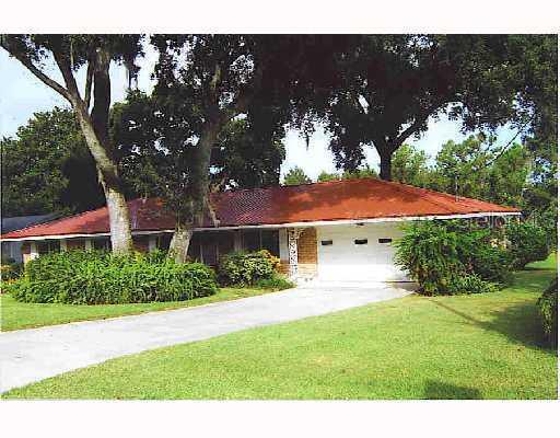 1010 N Shore Dr., Leesburg, FL 34748