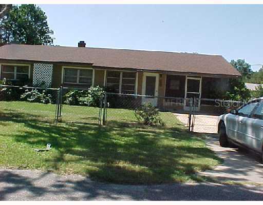 777 Winogene Ave., Umatilla, FL 32784