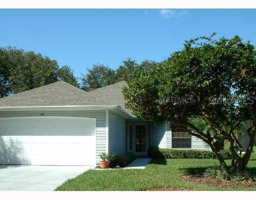 149 Baytree Blvd., Tavares, FL 32778