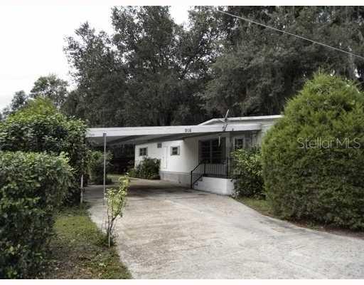 908 Cr 485a, Lake Panasoffkee, FL 33538