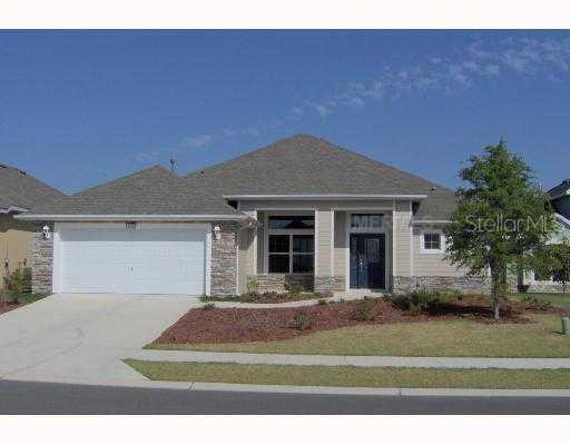 2006 Bayside Ave., Mount Dora, FL 32757