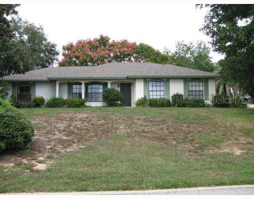 1323 Cove Pl., Tavares, FL 32778