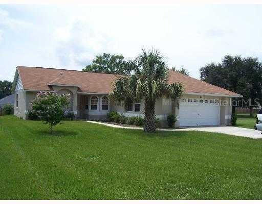 176 Rose St., Umatilla, FL 32784