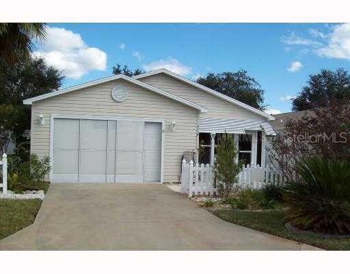 2118 Estevez Dr., The Villages, FL 32159