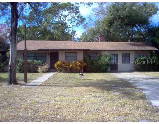 815 Marion Dr., Mount Dora, FL 32757