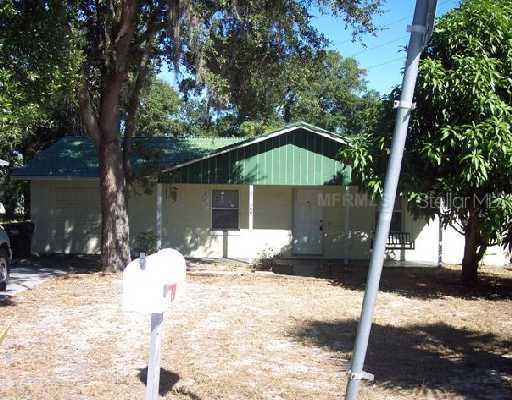 647 E Waldo St., Groveland, FL 34736