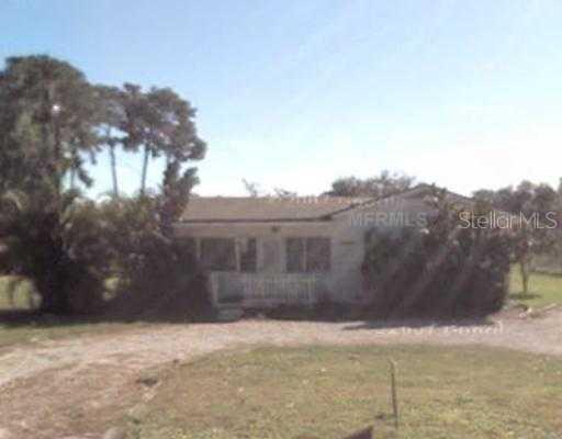 32828 Lake Eustis Dr., Tavares, FL 32778