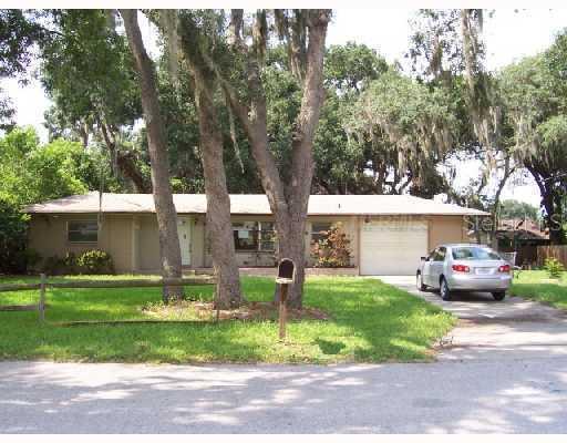 3651 Cactus Ln., Mount Dora, FL 32757