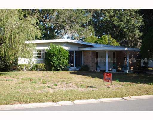 1322 Maugans Ave., Leesburg, FL 34748