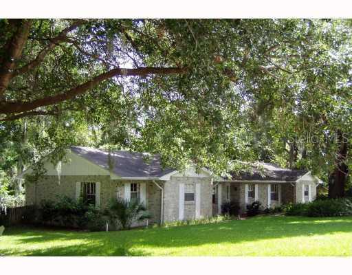 2909 Joanna Dr., Eustis, FL 32726